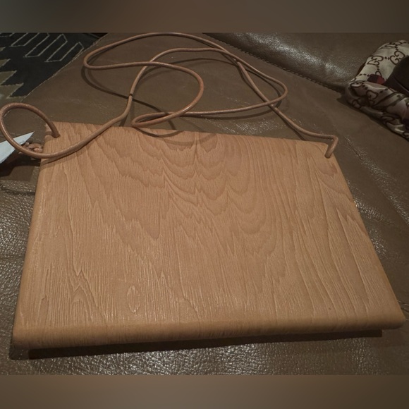 iRose Japan Woodgrain leather look tan Clutch Bag - Picture 6 of 6